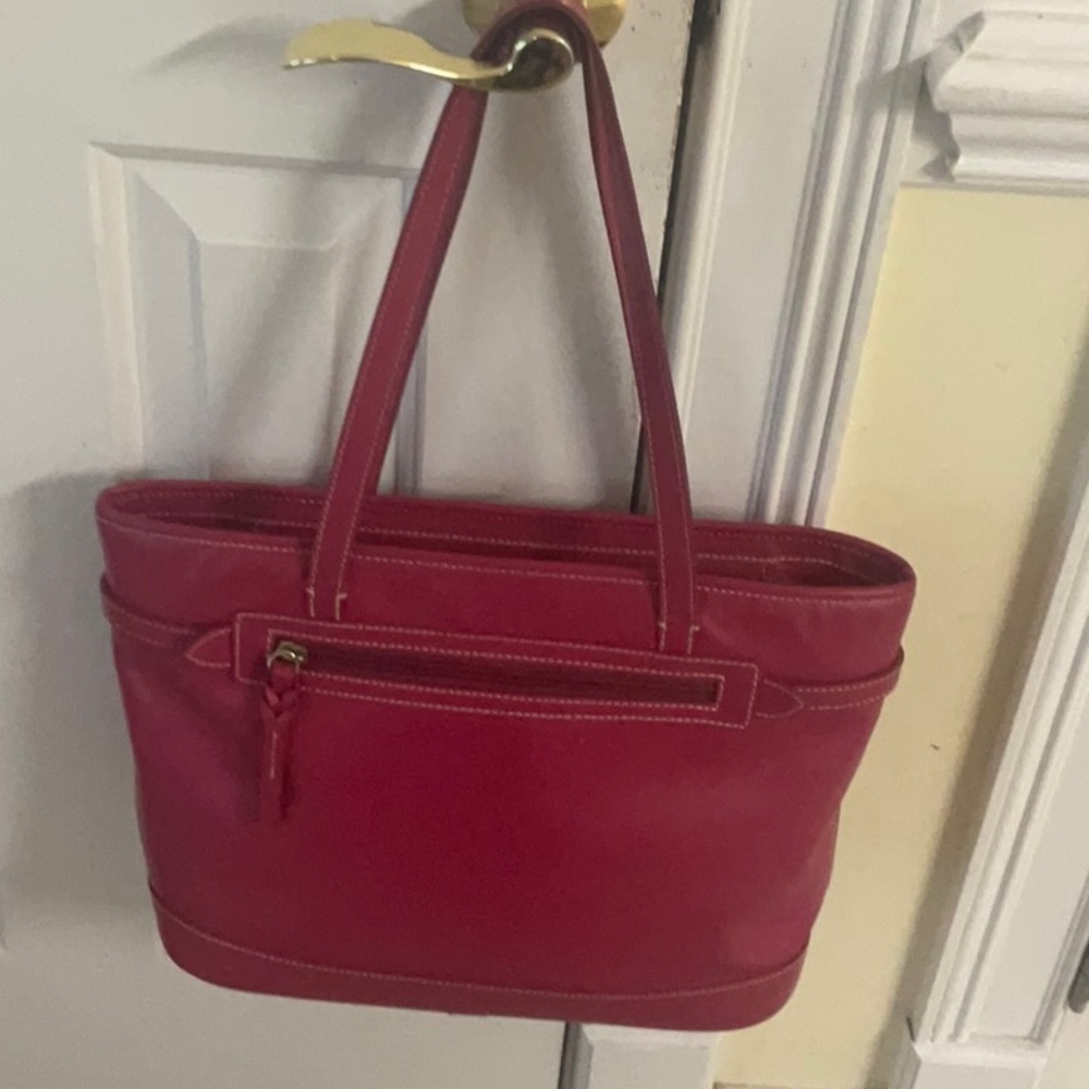 Dooney &BourkeElegant Pink Leather Tote Bag - Picture 3 of 7